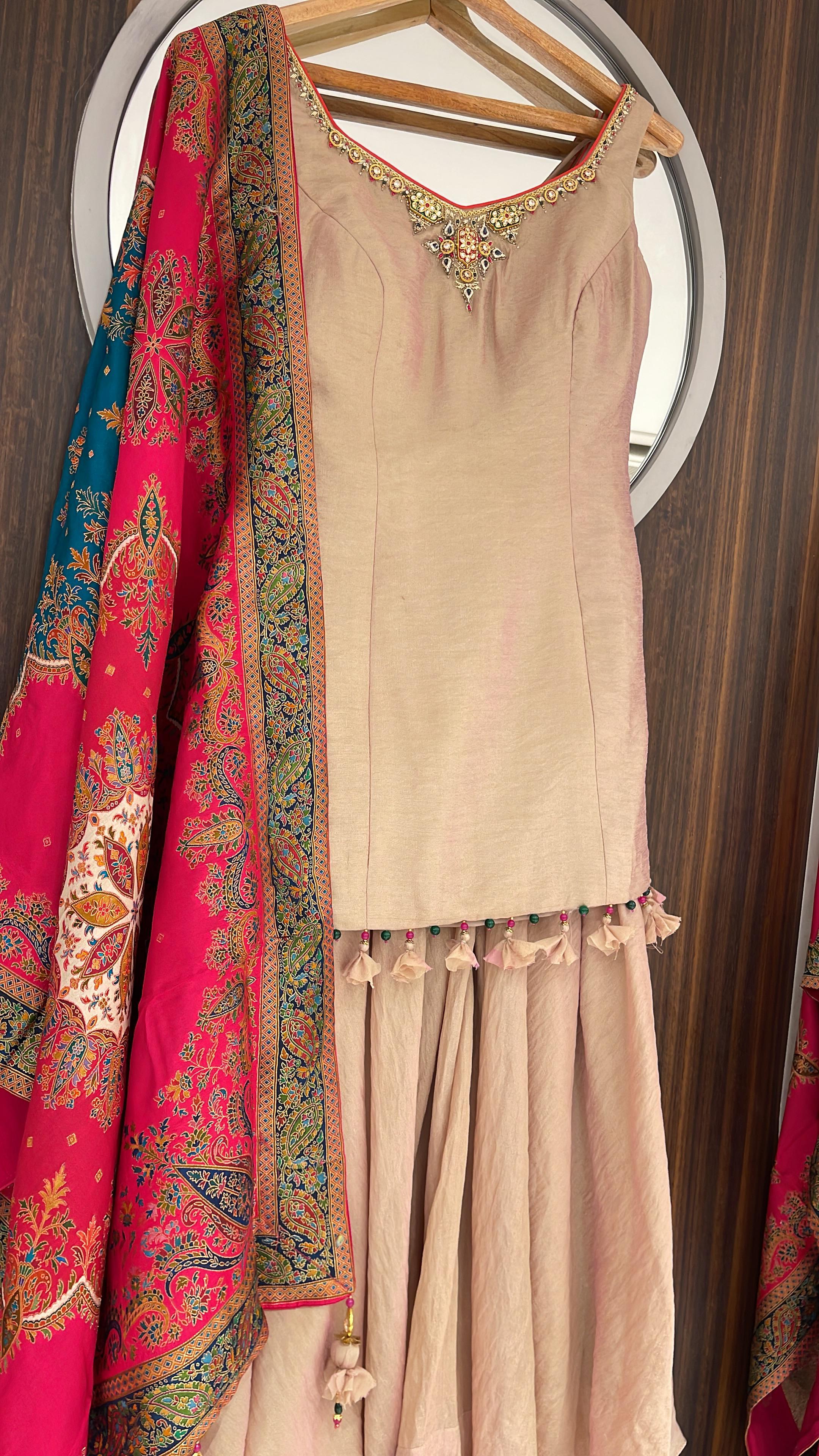 Ready to Wear - Dress - Size 40 - Beige